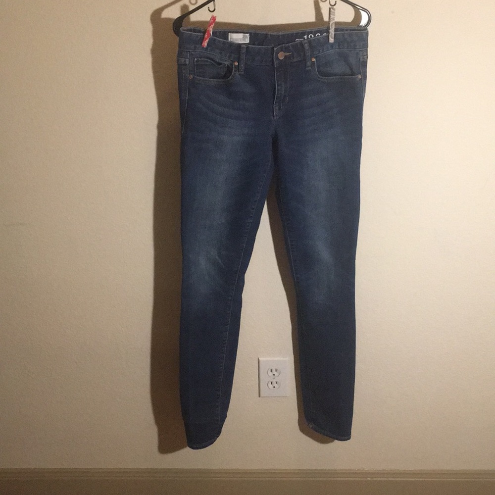 GAP MEDIUM WASH SKINNY DENIM JEANS